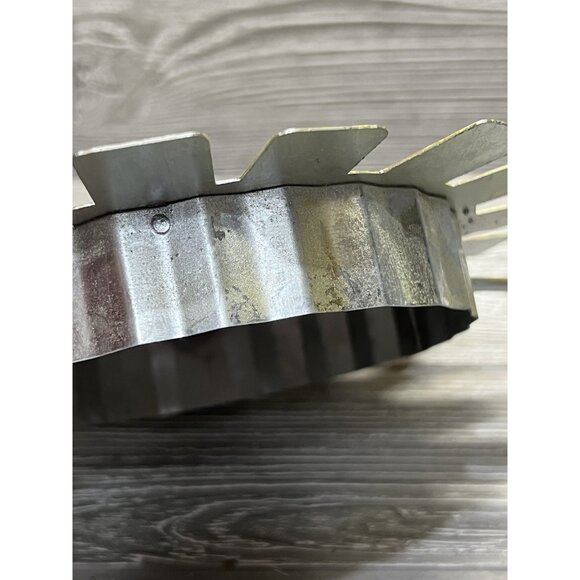 Summer Sun Round Top Collection Wall Hanging Sunshine Sunglasses 7.5” MetL Tin - Picture 8 of 8